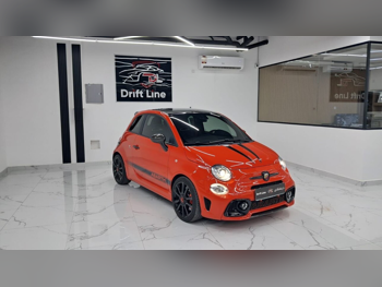 فيات  695  ابارث  2023  اوتوماتيك  17,000 كم  4 سلندر  سحب امامي  هاتشباك  برتقالي  تحت الضمان