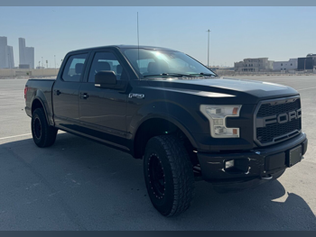 فورد  أف  150 لاريت  2015  اوتوماتيك  157,000 كم  8 سلندر  دفع رباعي  بيكب  أسود