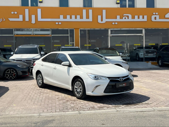 Toyota  Camry  GL  2016  Automatic  226,000 Km  4 Cylinder  Front Wheel Drive (FWD)  Sedan  White