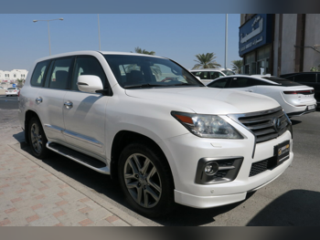 لكزس  ال اكس  570  2014  اوتوماتيك  354,000 كم  8 سلندر  دفع رباعي  اس يو في  أسود