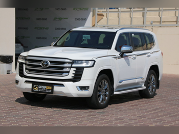 Toyota  Land Cruiser  VXR Twin Turbo  2024  Automatic  29,700 Km  6 Cylinder  Four Wheel Drive (4WD)  SUV  White  With Warranty