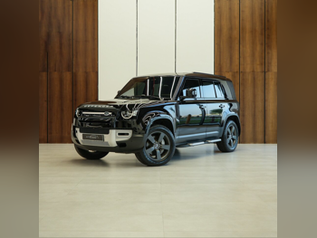 Land Rover  Defender  110 S  2025  Automatic  9,572 Km  6 Cylinder  Four Wheel Drive (4WD)  SUV  Black  With Warranty