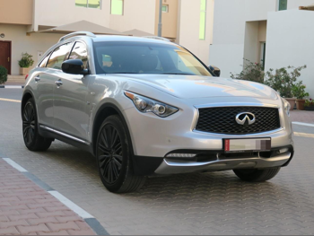 Infiniti  QX  70 Limited  2020  Automatic  40,000 Km  6 Cylinder  Four Wheel Drive (4WD)  SUV  Silver  With Warranty
