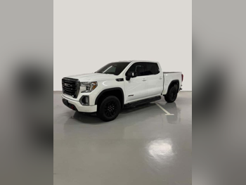 GMC  Sierra  AT4  2021  Automatic  90,000 Km  8 Cylinder  Four Wheel Drive (4WD)  Pick Up  White  With Warranty