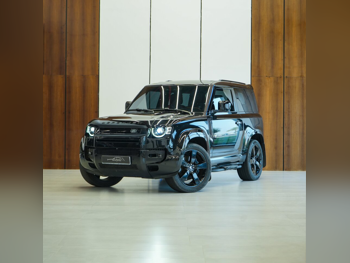 لاند روفر  ديفيندر  90 اتش اس اي  2024  اوتوماتيك  13,146 كم  6 سلندر  دفع رباعي  اس يو في  أسود  تحت الضمان