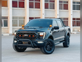 فورد  أف  150 اف اكس 4  2021  اوتوماتيك  87,000 كم  6 سلندر  دفع رباعي  بيكب  أسود  تحت الضمان