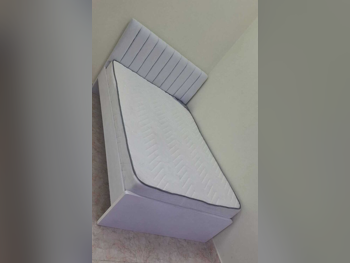 Beds - Queen  - White  - Mattress Included