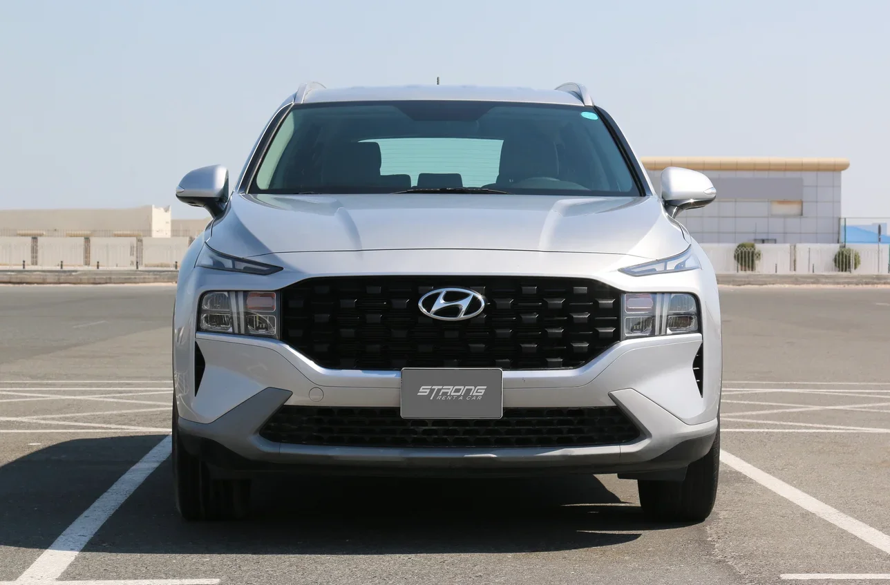 هيونداي  سانتا في  6 سلندر  اس يو في ( أي دبليو دي )  فضي  2023