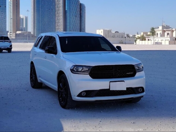 Dodge  Durango  RT  2017  Automatic  71,200 Km  8 Cylinder  Four Wheel Drive (4WD)  SUV  White