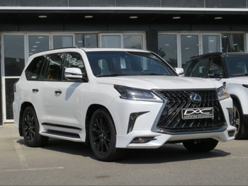 لكزس  ال اكس  570 اس بلاك ايديشن  2019  اوتوماتيك  140,000 كم  8 سلندر  دفع رباعي  اس يو في  أبيض