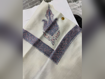 ملابس رجالي الكشمير \  سترة  اللون البيج  الهند  خريف / شتاء  قابل للتعديل \ المقاس: ام