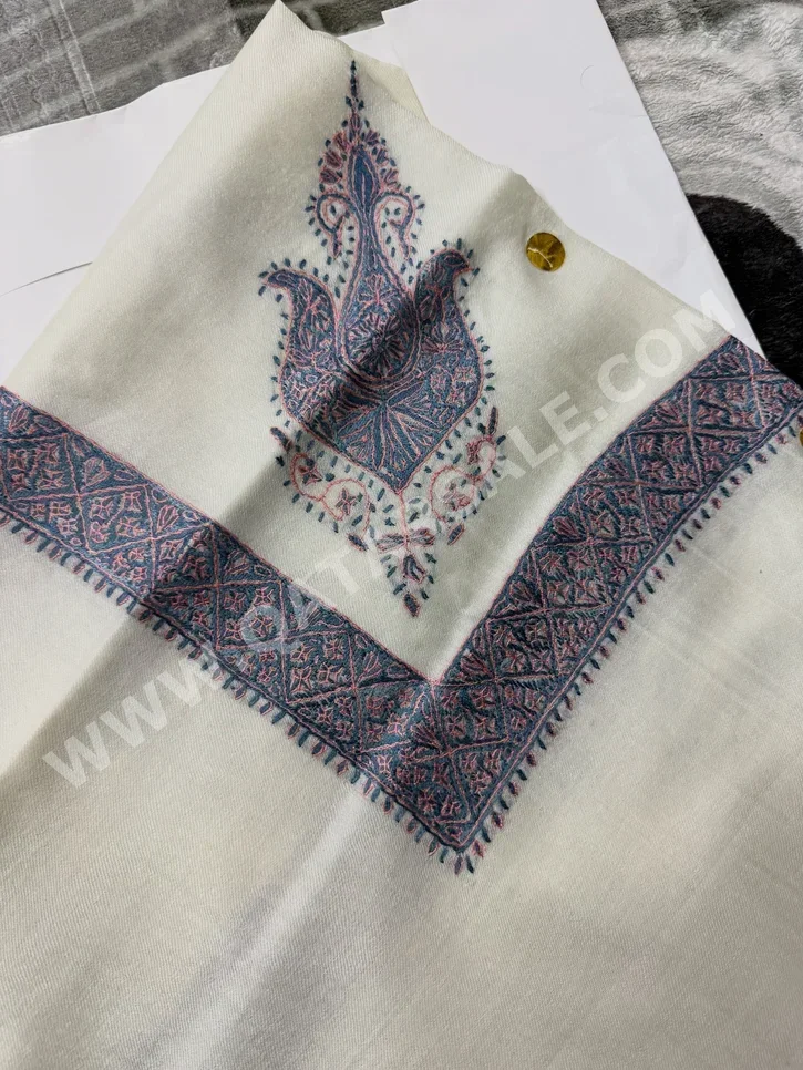 ملابس رجالي الكشمير \  سترة  اللون البيج  الهند  خريف / شتاء  قابل للتعديل \ المقاس: ام