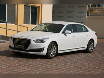 Genesis  G90  2017  Automatic  6,000 Km  8 Cylinder  All Wheel Drive (AWD)  Sedan  White