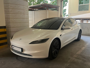 Tesla  Model 3  Performance  2025  Automatic  24,000 Km  0 Cylinder  All Wheel Drive (AWD)  Sedan  White  With Warranty
