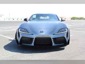 تويوتا  سوبرا  6 سلندر  سبورت  رمادي ميتالك  2025