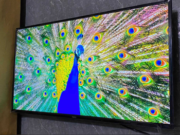 تلفاز - 42 بوصة  - فل اتش دي  - تلفاز ذكي