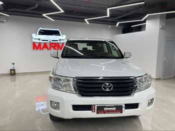 تويوتا  لاند كروزر  جي اكس  2015  اوتوماتيك  487,000 كم  6 سلندر  دفع كلي مستمر  اس يو في  أبيض