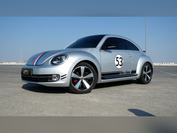 فوكس واغن  بيتل  توربو  2016  اوتوماتيك  87,000 كم  4 سلندر  سحب امامي  هاتشباك  فضي