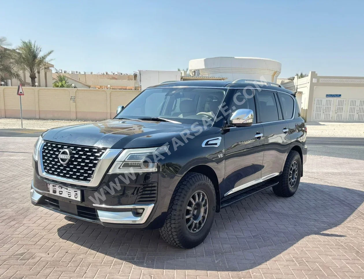 Nissan  Patrol  SE  2012  Automatic  253,000 Km  8 Cylinder  Four Wheel Drive (4WD)  SUV  Black