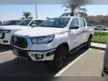 Toyota  Hilux  2025  Automatic  0 Km  4 Cylinder  Four Wheel Drive (4WD)  Pick Up  White  With Warranty