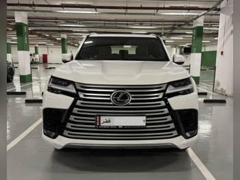 Lexus  LX  600 Luxury  2024  Automatic  28,000 Km  6 Cylinder  Four Wheel Drive (4WD)  SUV  White  With Warranty