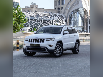 جييب  جراند شيروكي  ليميتد  2015  اوتوماتيك  78,000 كم  8 سلندر  دفع رباعي  اس يو في  أبيض  تحت الضمان