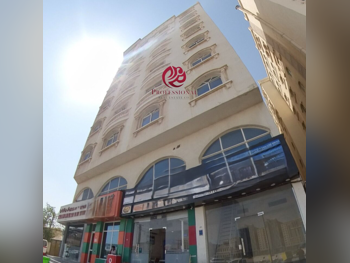 Commercial Shops - Not Furnished  - Doha  For Rent  - Fereej Bin Mahmoud