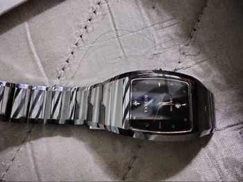 ساعات - ساعات الكوارتز  - اللون البيج  - ساعات للجنسين