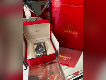 ساعات - أوميغا  - ساعات الكوارتز  - أسود  - ساعات رجالي