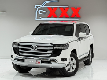 Toyota  Land Cruiser  GXR  2022  Automatic  165,000 Km  6 Cylinder  Four Wheel Drive (4WD)  SUV  White  With Warranty