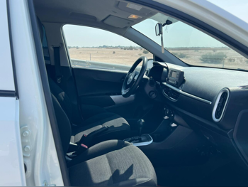 Kia  Picanto  2021  Automatic  70,000 Km  4 Cylinder  Front Wheel Drive (FWD)  Sedan  White