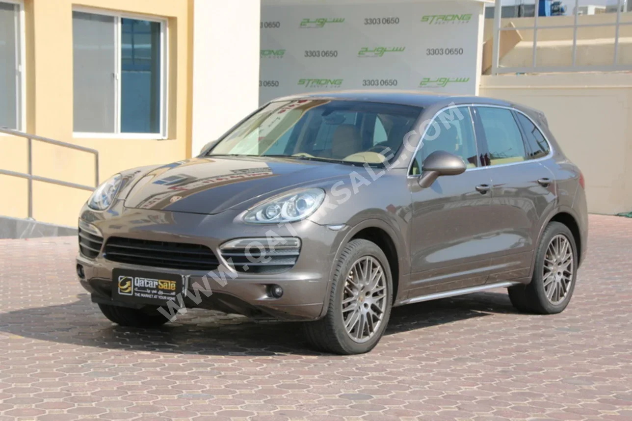 Porsche  Cayenne  S  2011  Automatic  100,000 Km  8 Cylinder  Four Wheel Drive (4WD)  SUV  Brown