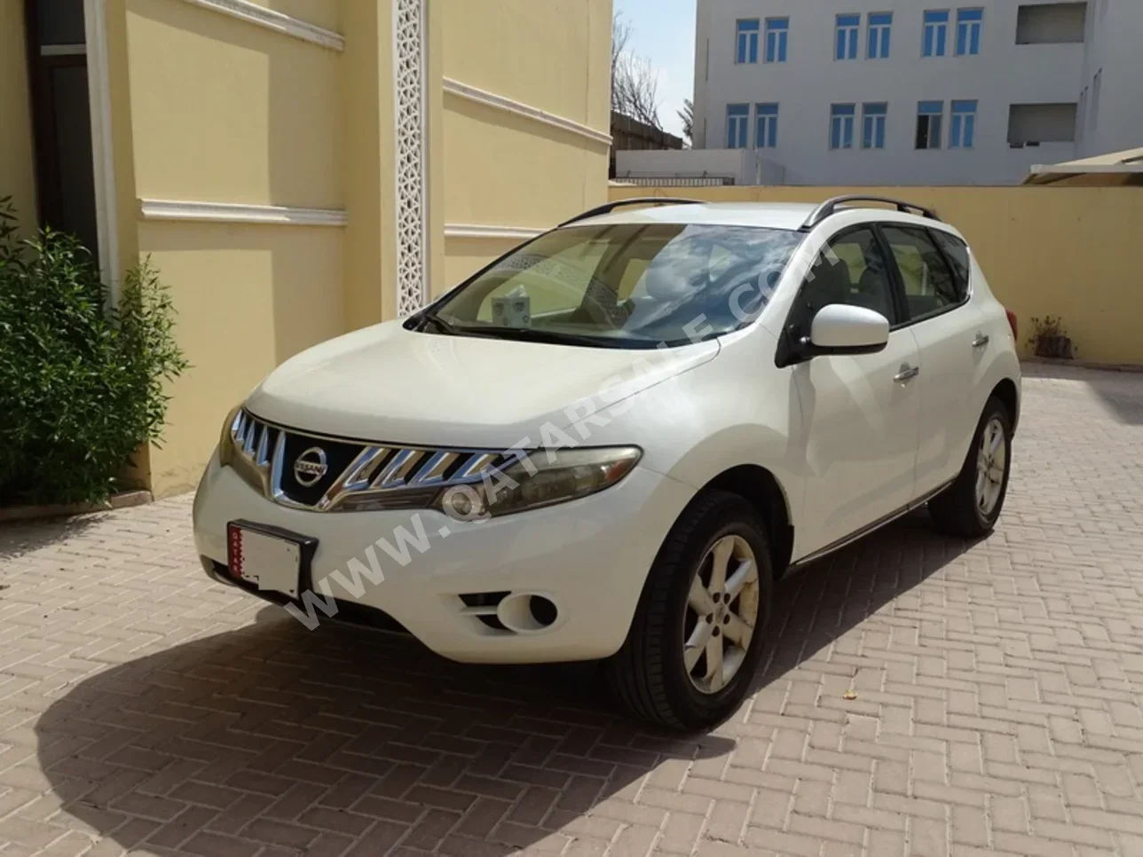 نيسان  مورانو  2010  اوتوماتيك  96,000 كم  6 سلندر  دفع رباعي  اس يو في  أبيض