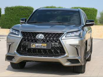 Lexus  LX  570 S  2018  Automatic  83,545 Km  8 Cylinder  Four Wheel Drive (4WD)  SUV  Sonic Titanium