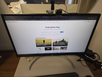 الشاشات ال جي \  27 بوصة  أسود / أبيض  اتش دي ام اي