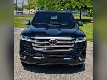 Toyota  Land Cruiser  VXR Twin Turbo  2024  Automatic  29,970 Km  6 Cylinder  Four Wheel Drive (4WD)  SUV  Black  With Warranty