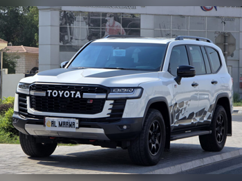 تويوتا  لاند كروزر  جي ار سبورت توين تيربو  2024  اوتوماتيك  27,000 كم  6 سلندر  دفع رباعي  اس يو في  أبيض  تحت الضمان