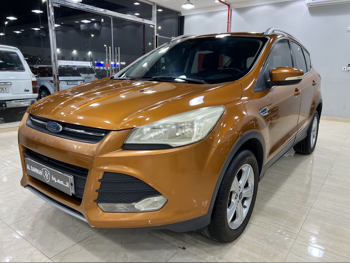 Ford  Escape  2016  Automatic  129,000 Km  4 Cylinder  All Wheel Drive (AWD)  SUV  Gold