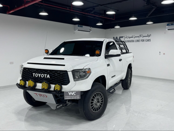 تويوتا  تندرا  تي ار دي  2016  اوتوماتيك  100,000 كم  8 سلندر  دفع رباعي  بيكب  أبيض  تحت الضمان