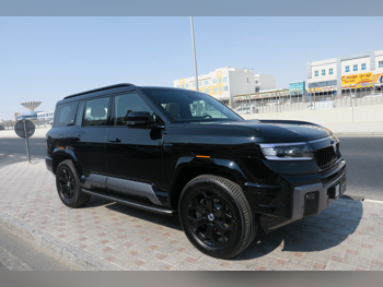 بي واي دي  دينزا  بي 8  2026  اوتوماتيك  0 كم  4 سلندر  دفع رباعي  اس يو في  أسود  تحت الضمان