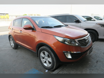 كيا  سبورتج  2013  اوتوماتيك  317,000 كم  4 سلندر  دفع رباعي  اس يو في  برتقالي