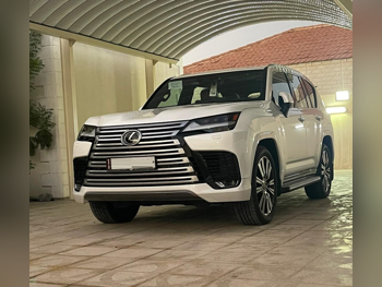 Lexus  LX  600 Luxury  2025  Automatic  2,000 Km  6 Cylinder  Four Wheel Drive (4WD)  SUV  White  With Warranty