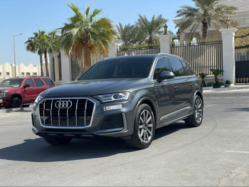 Audi  Q7  55 TFSI  2021  Automatic  102,000 Km  4 Cylinder  Four Wheel Drive (4WD)  SUV  Gray