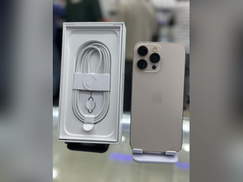 هواتف نقالة ابل  - ايفون 16  - برو ماكس  - ذهبي  - 256 جيجابايت  - تحت الضمان