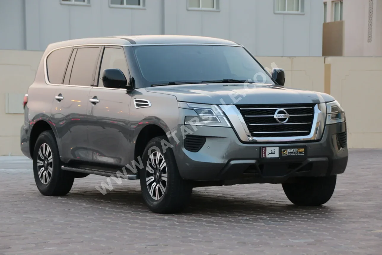 Nissan  Patrol  SE  2020  Automatic  174,000 Km  6 Cylinder  Four Wheel Drive (4WD)  SUV  Gray