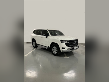Toyota  Land Cruiser  GX  2025  Automatic  8,000 Km  6 Cylinder  Four Wheel Drive (4WD)  SUV  White  With Warranty