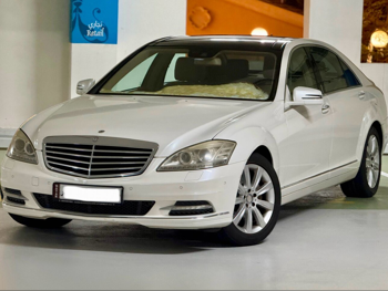 مرسيدس - بنز  اس - كلاس  350  2010  اوتوماتيك  52,000 كم  6 سلندر  دفع خلفي  سيدان  أبيض