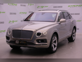 بنتلي  بينتايجا  2017  اوتوماتيك  113,000 كم  12 سلندر  دفع رباعي  اس يو في  فضي