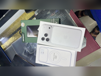 هواتف نقالة ابل  - ايفون 17  - برو ماكس  - فضي  - 256 جيجابايت  - تحت الضمان