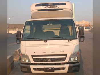 Mitsubishi  Fuso Canter  2018  Manual  6,400 Km  4 Cylinder  Rear Wheel Drive (RWD)  Pick Up  White